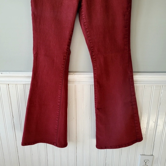 DG2 Burgundy Red Stretchy Mid Rise Super Flare Bell Bottom Jeans Size 6 - Picture 4 of 16
